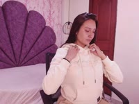 Meet me! Want to know who Alaia is? A fun girl, with a sparkling personality and an infectious sense of humor who loves to maintain an aura of mystery and who loves her days to be filled with a perfect combination of sensuality and fun  For me it