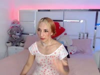 I am Elek Rous, a hot Latina with an athletic body, a naughty mind and a great passion for role-playing games and dirty talk. I love to seduce with my curves, my playful attitude and my perverted side. Off camera I enjoy techno rhythms, red and black outfits and sometimes I tease you with my glasses to make you melt.