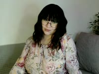 Hi, My name is Lila :) I have two higher educations for which I can