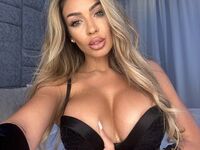 camgirl chatroom ArianaKroft