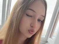 naked girl with webcam fingering CatherinVolper