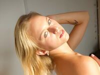 naughty cam girl masturbating JuliaSandri