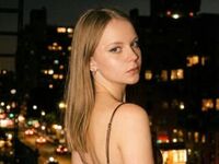 live chat SophiePeachy