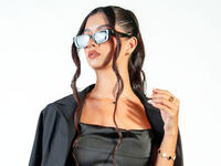 camgirl fingering bald pussy TamaraArias