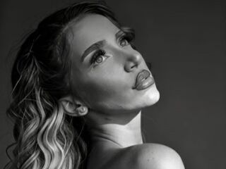 adult web cam chat TiffanyAddams