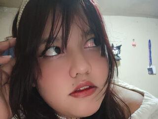 topless webcam girl AleSweeth