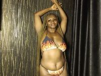 hot camslut AloraWest