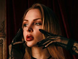 closeup webcam AmeliaRos