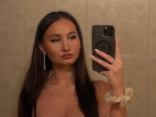 adult web cam chat room AriaWaverly
