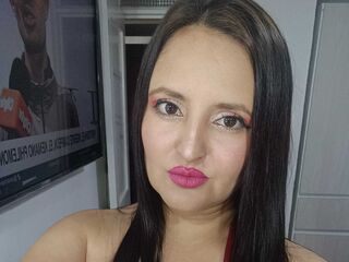 hot cam girl masturbating with vibrator BelenRose