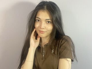 girl cam live BertaHilker