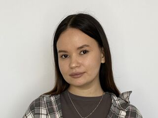 chatrubate cam girl BettyKalson