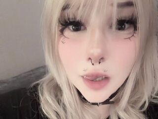 naked webcam girl picture BillyeRom