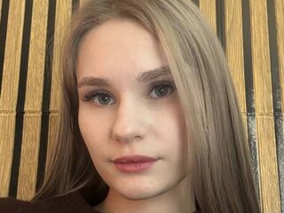 topless webcamgirl CalypsoVirel