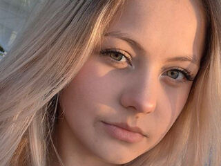 sexy webcamgirl picture CarissaRolark