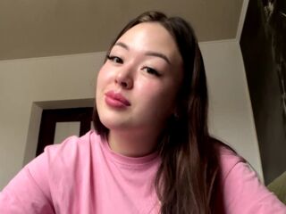 shaved pussy cam CarolinAttebery