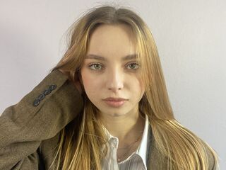 sexcam online ChariseKuhnke