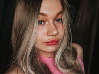 nude webcam girl picture CirillaAkerman