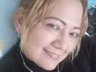 fingering girl cam picture ClauDaniels