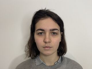 beautiful girl cam CorinaHariri