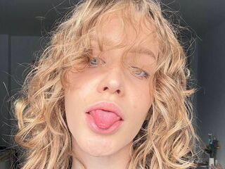 naked cam live DaniaGanis