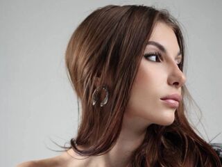 webcamgirl video chat DionnaTalone