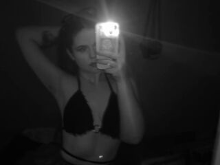 strip show DoloresHuesing