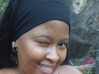 camgirl masturbating with sextoy DoraPhillips