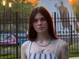 masturbating webcamgirl DorieSpine