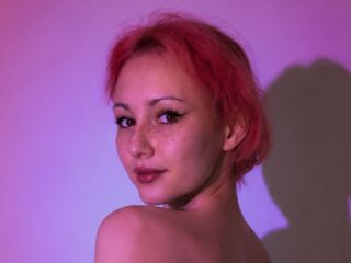 naked cam girl masturbating with vibrator ElanaHelfert