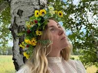 masturbating girl EstaCutchin