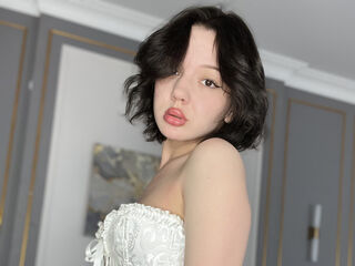 camwhore fingering pussy EvelinWood