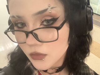 hot cam girl HattieLenczyk