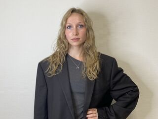 naked camgirl gallery IrinaVelzeboer