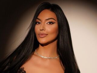 free video chat room IzaBelle