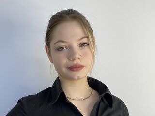 camwhore nude JanuaryBuswell