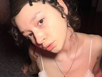 fingering camslut JolynnOssman