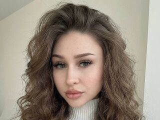 naked girl with webcam fingering JunitaDroze