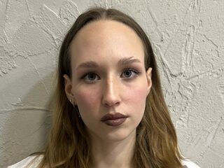 fingering camgirl KatrinJons