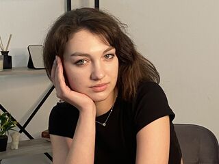 topless camgirl KimberleeSavells