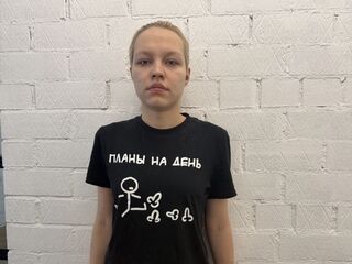 chatroom webcam photo KirstieSchiffert