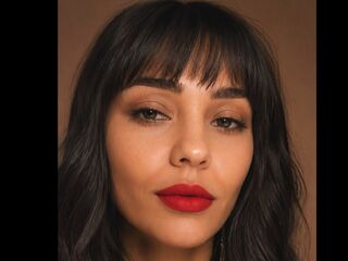 topless webcamgirl LanaReyna