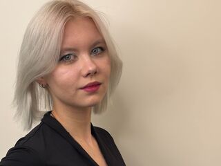 adult cam LindsayMcirvin