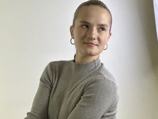 free live sexcam LorrianePytko