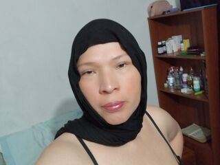 camslut spreading pussy LunaPhasiones