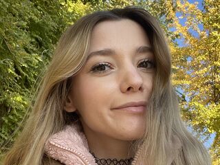 adult chat room LunariaVelvet