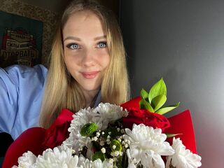 flirt chat room LusiAime