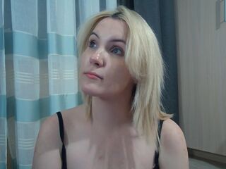 fingering camgirl picture LyndaHuppenbauer