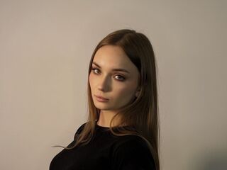 sexy cam girl MariellaMinerich