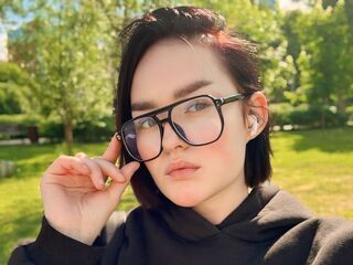 naked webcamgirl MarryLuginbill